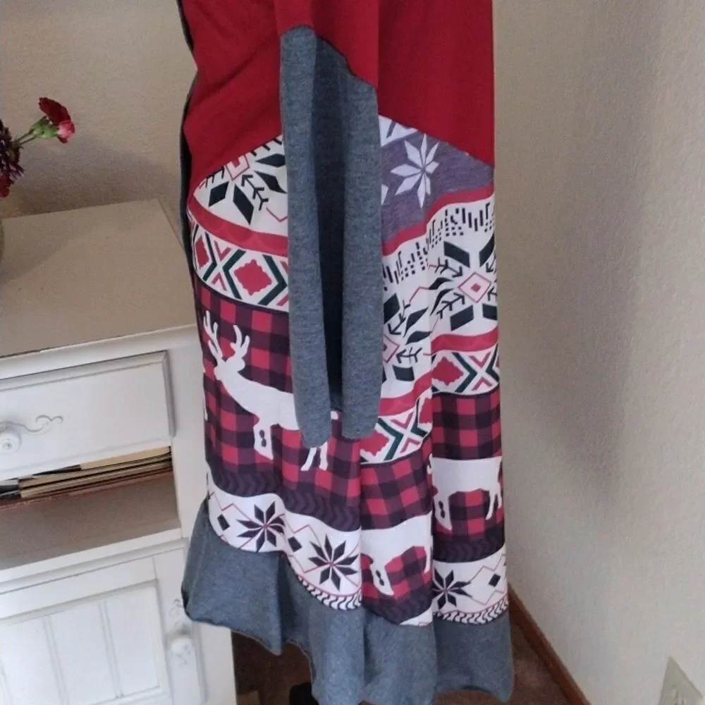 NWT Camisa Wintery Cover Up